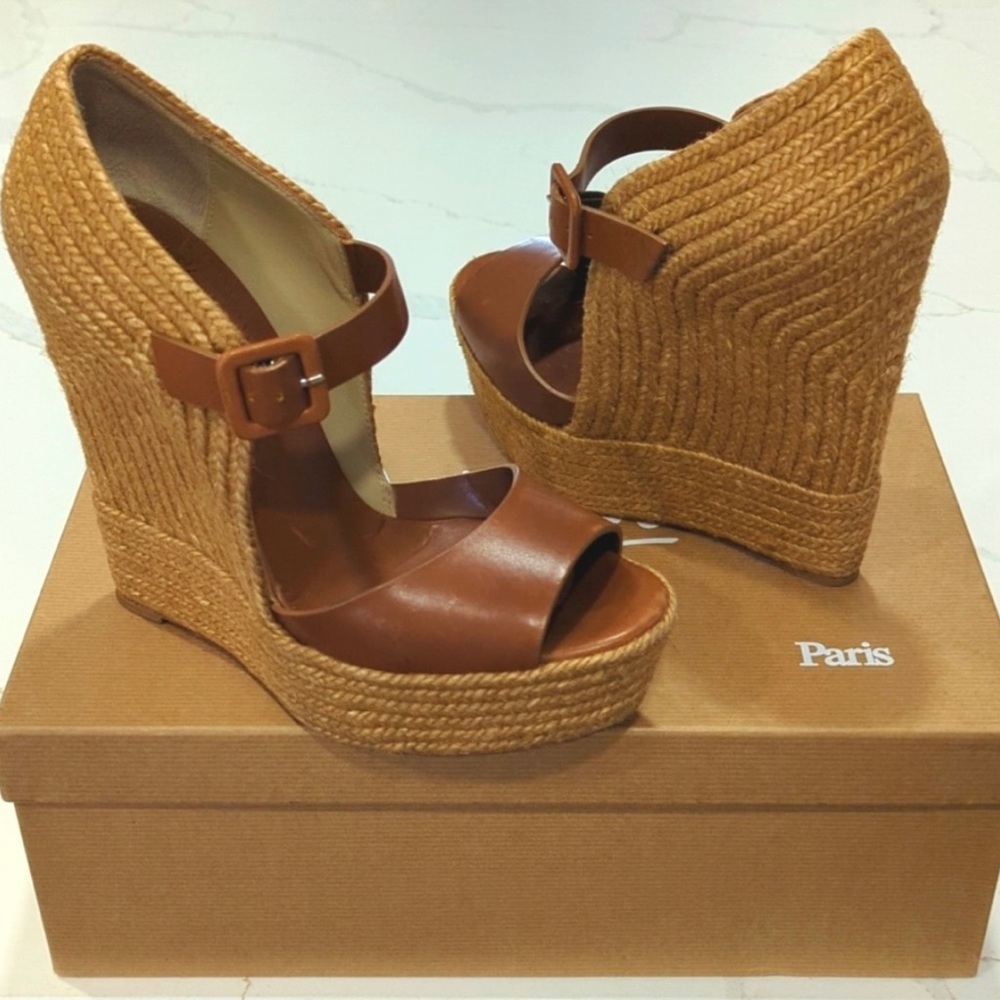 Christian Louboutin Wedges 39